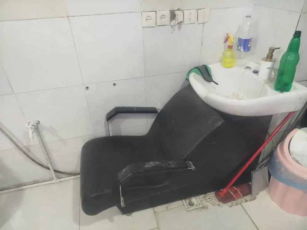 لوازم آرایشگاه زنانه|آرایشگاه و سالنهای زیبایی|سراوان, |دیوار