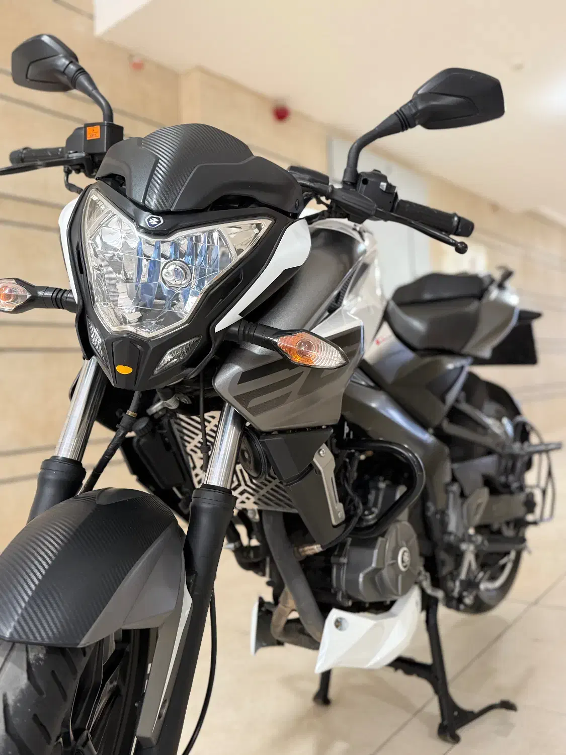 موتور سیکلت NS200 نیوفیس|موتورسیکلت|کاشان, دانش|دیوار