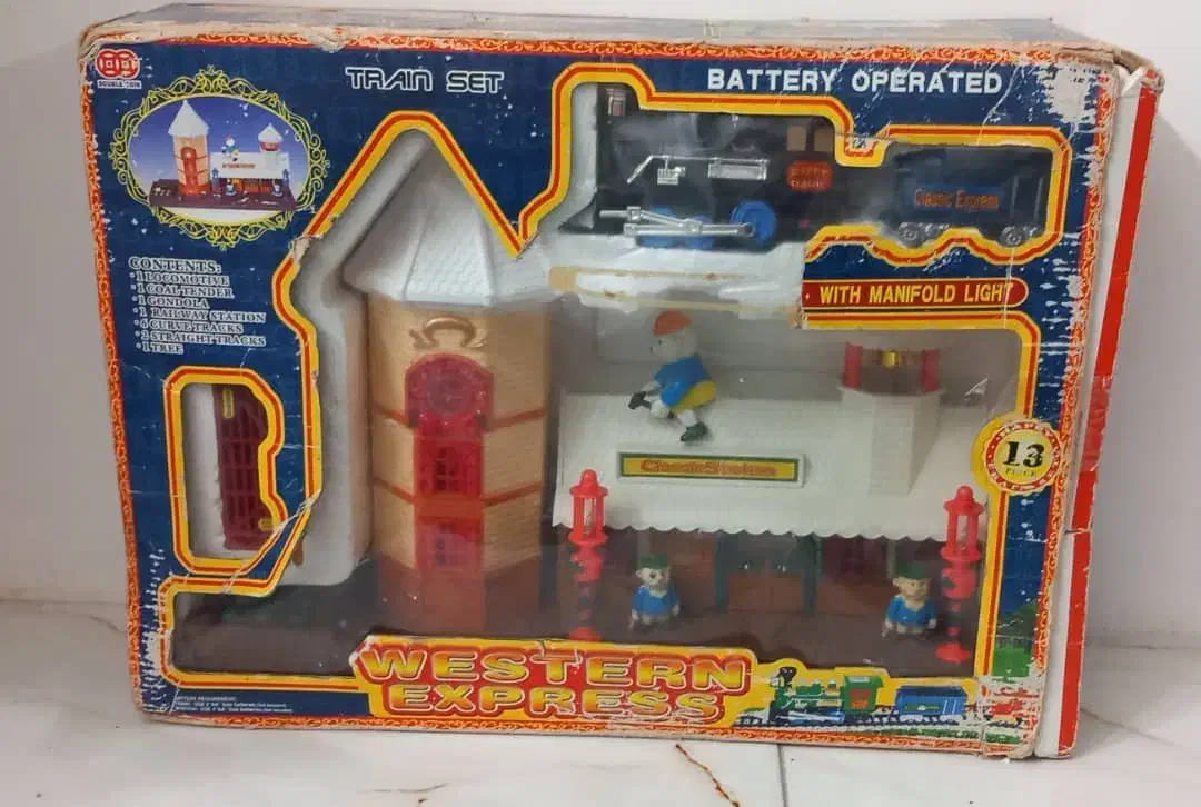 قطار بازی باتری خور|اسباببازی|وحیدیه, |دیوار