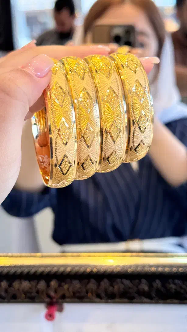 صندوق وام قرض الحسنه طلا در طلافروشی یاقوت|جواهرات|شوش, |دیوار