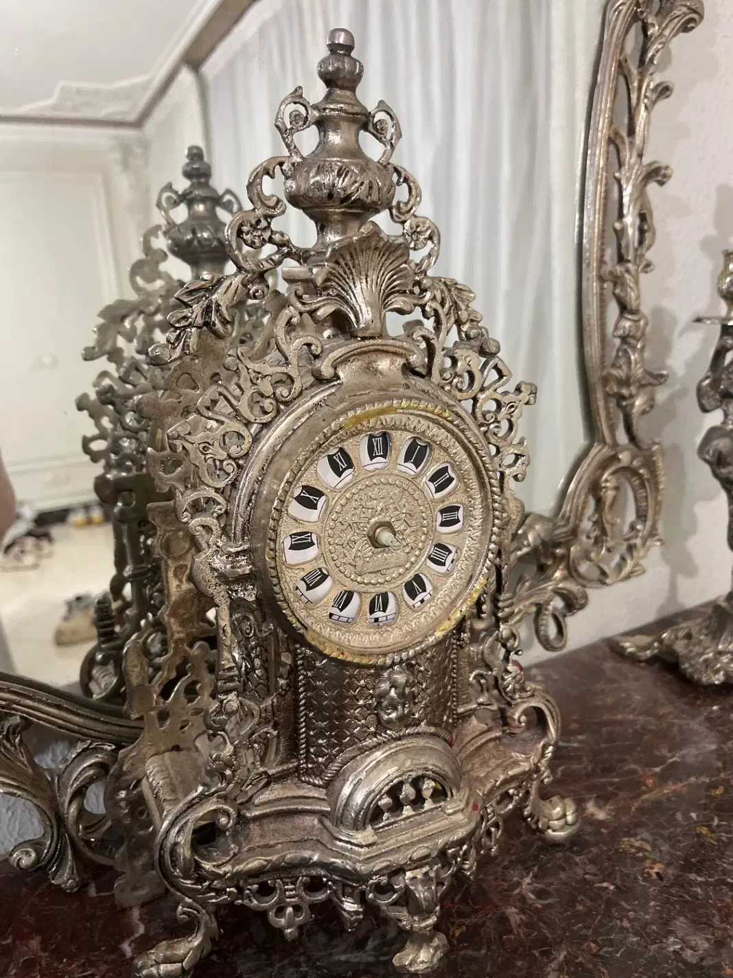 اینه کنسول همراه با شمعدان وساعت|بوفه، ویترین، کنسول|شاهینشهر, پاسداران|دیوار