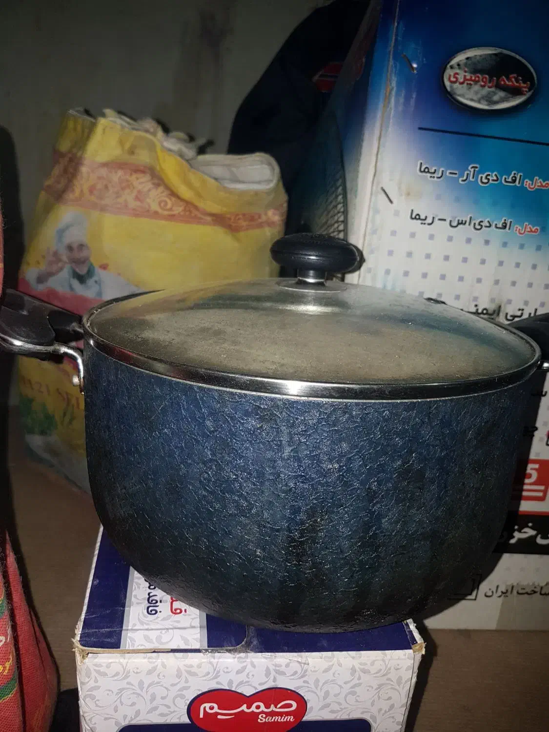 قابلمه تفلون داخل گرانیت سر پرکس|ظروف پختوپز|کازرون, |دیوار