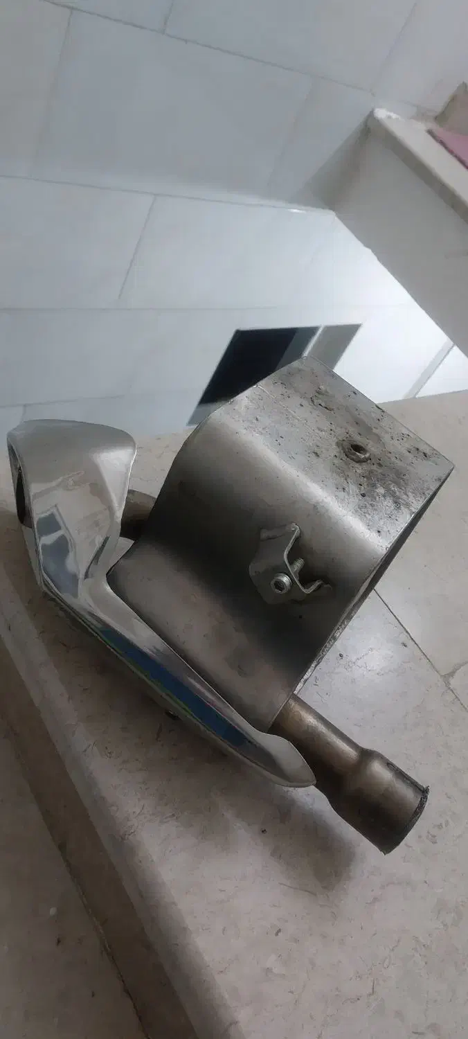 اگزوز بنلی ۳۰۰ فابریک|قطعات یدکی و لوازم جانبی|فردیس, سرحدی|دیوار