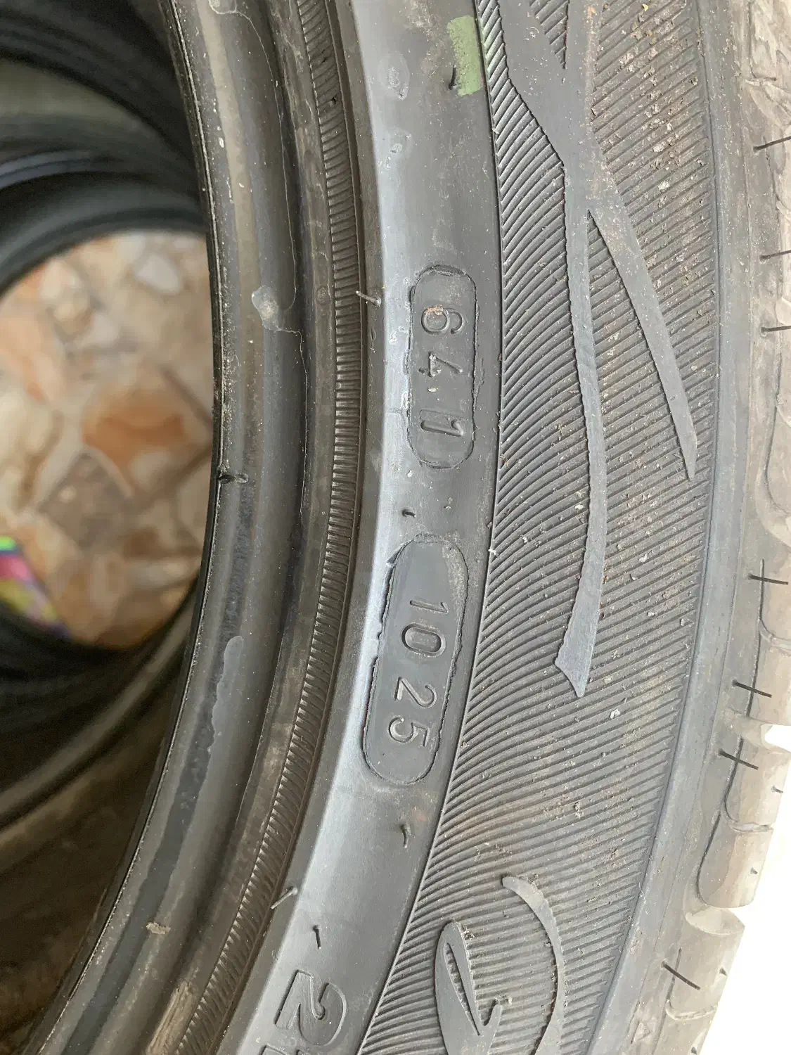 لاستیک کویر سایز 215/55/18|قطعات یدکی و لوازم جانبی|بندر کنگان, |دیوار