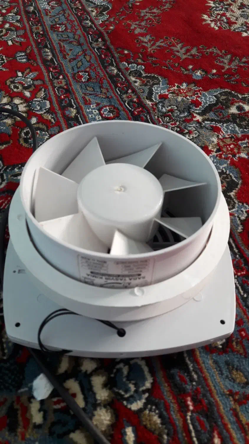 یه دونه هواکش صحیح و سالم|پنکه و تصفیهکنندهٔ هوا|زاهدان, |دیوار