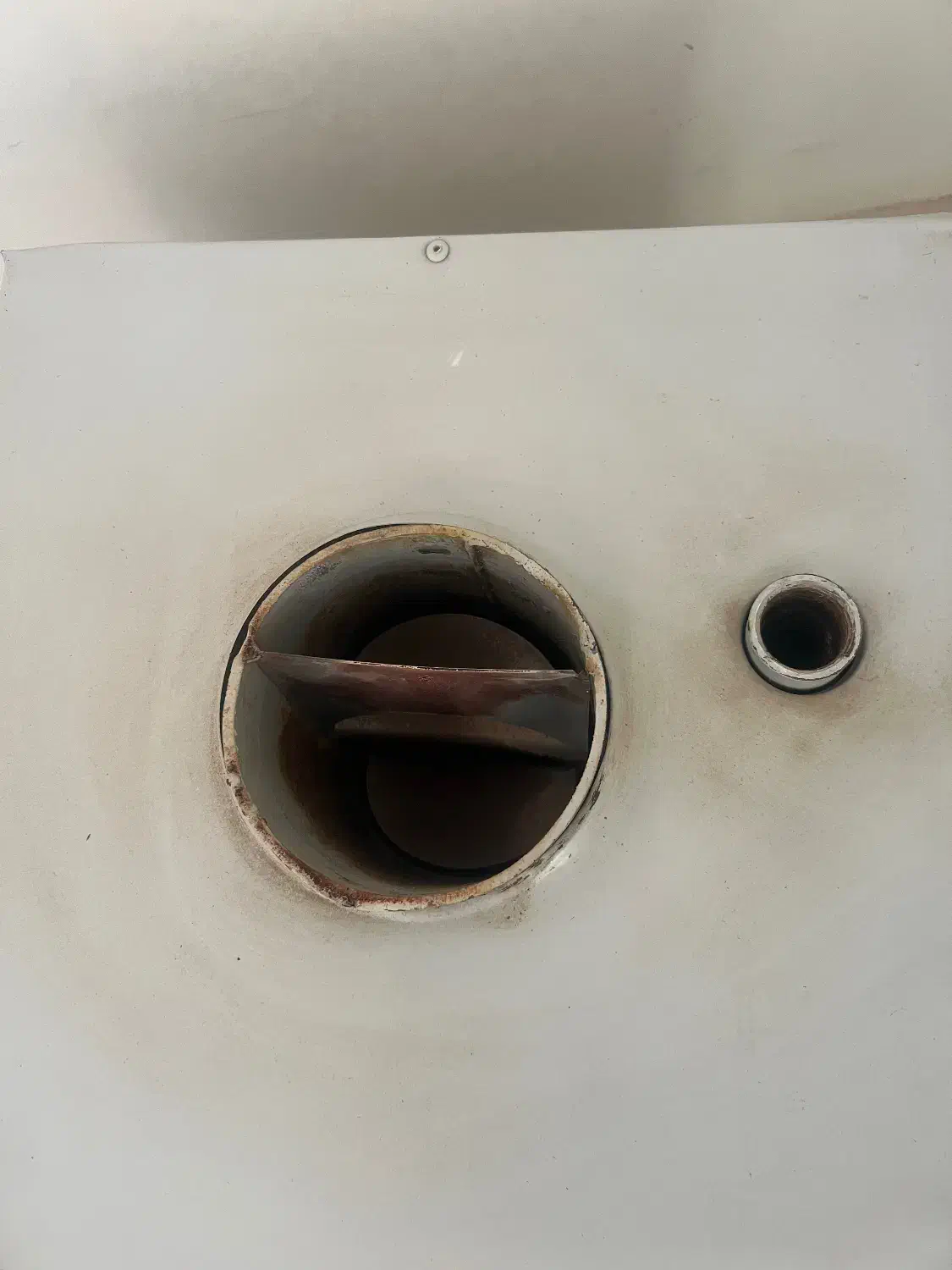 آبگرمکن ۵۰ لیتری|آبگرمکن، پکیج، شوفاژ|گلبهار, شهر جدید گلبهار|دیوار