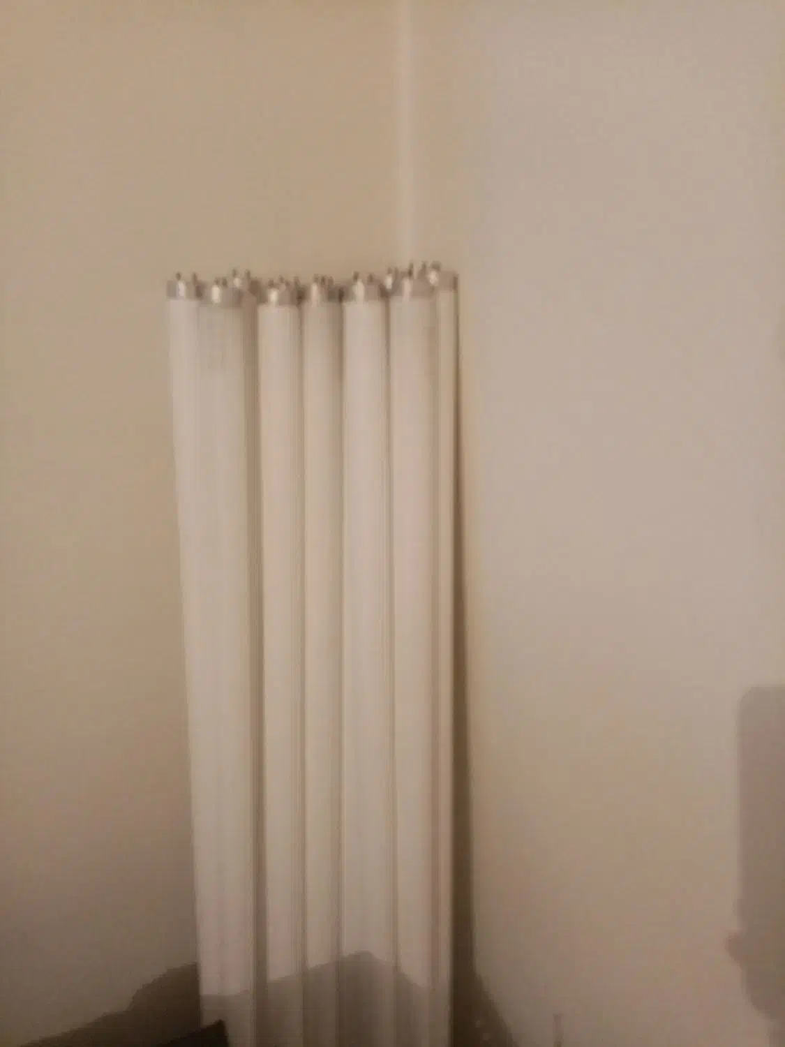 لامپ مهتابی|لامپ و چراغ|شاهینشهر, عطار|دیوار