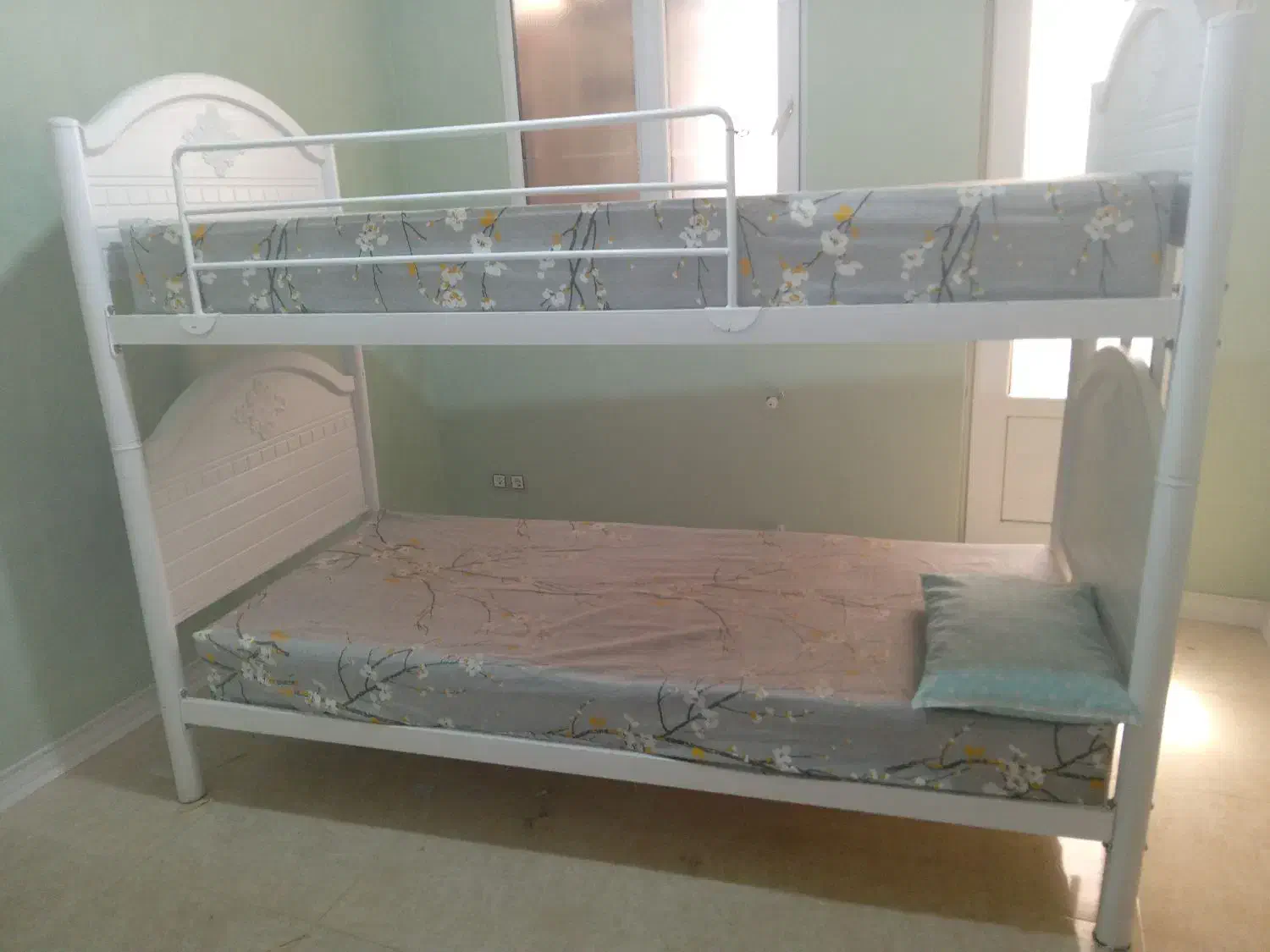 تختخواب دو طبقه|تخت و سرویس خواب|اراک, |دیوار