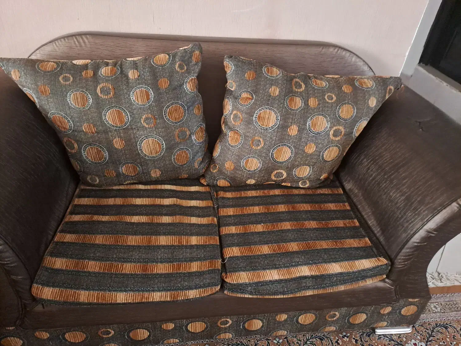 مبلمان|مبلمان خانگی و میز عسلی|مشهد, شاهد (شهرک غرب)|دیوار