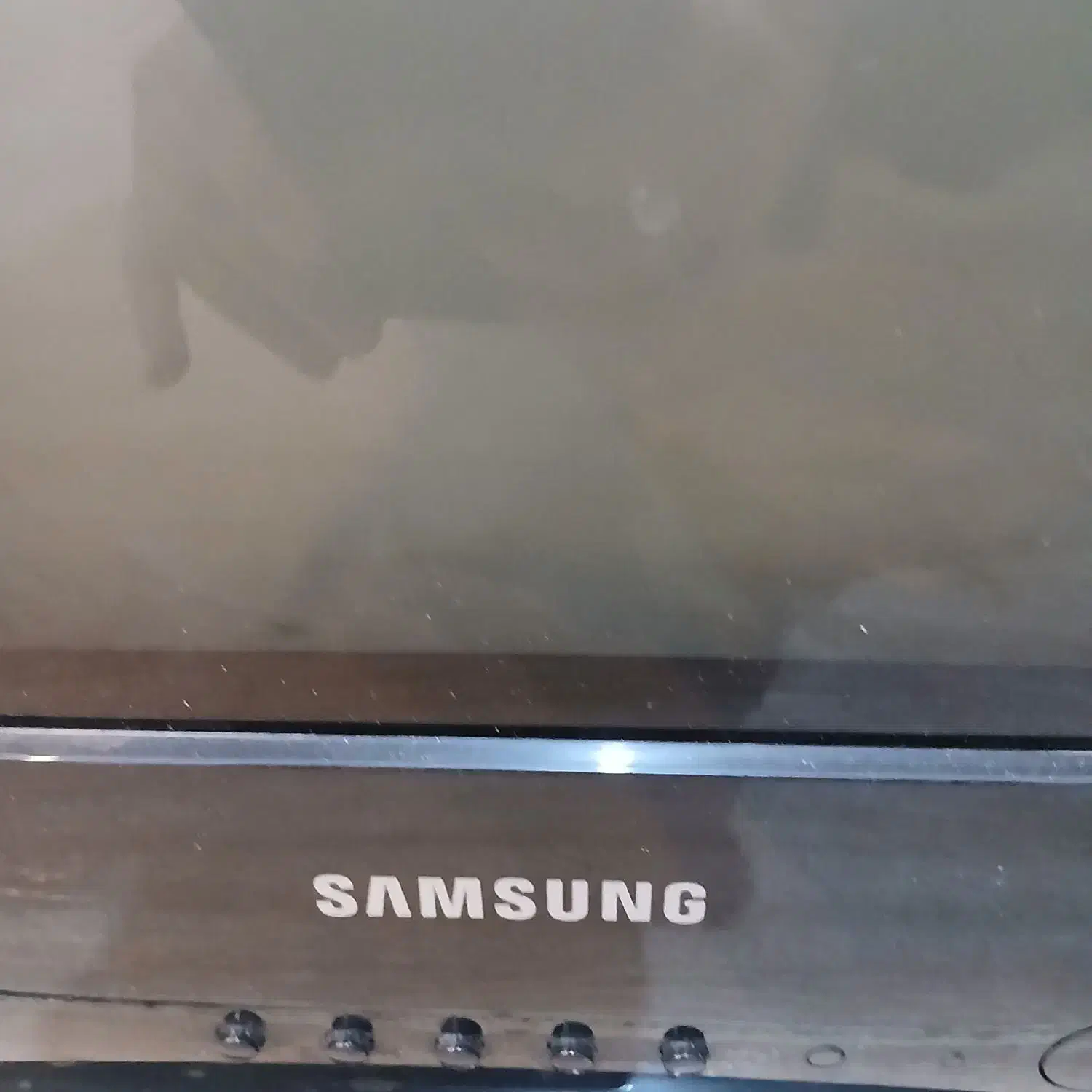 تلوزیون ۲۱ اینچ طرح ال سی دی|تلویزیون و پروژکتور|همدان, |دیوار