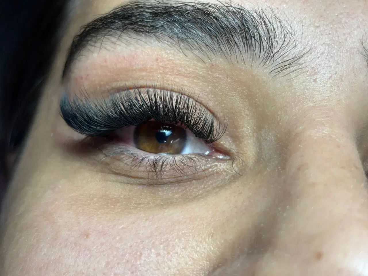 اکستنشن مژه و لیفت ابرو|خدمات آرایشگری و زیبایی|فولادشهر, C3|دیوار