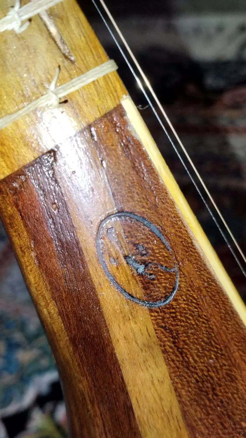 سه تار مکتب|سازهای سنتی|شیراز, ده پیاله|دیوار