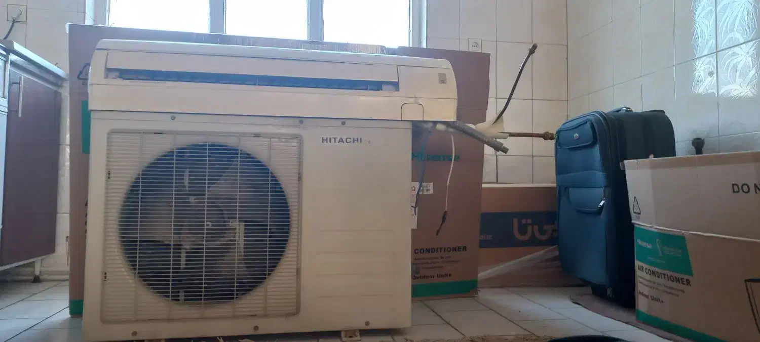 کولر گازی هیتاچی سی هزار|کولر گازی و فنکوئل|بروجرد, |دیوار