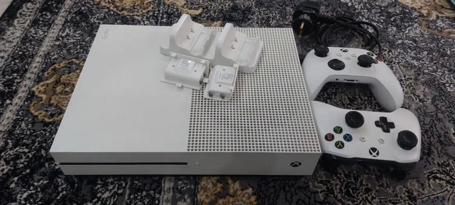 X box one s|کنسول، بازی ویدئویی و آنلاین|تهران, اتابک|دیوار