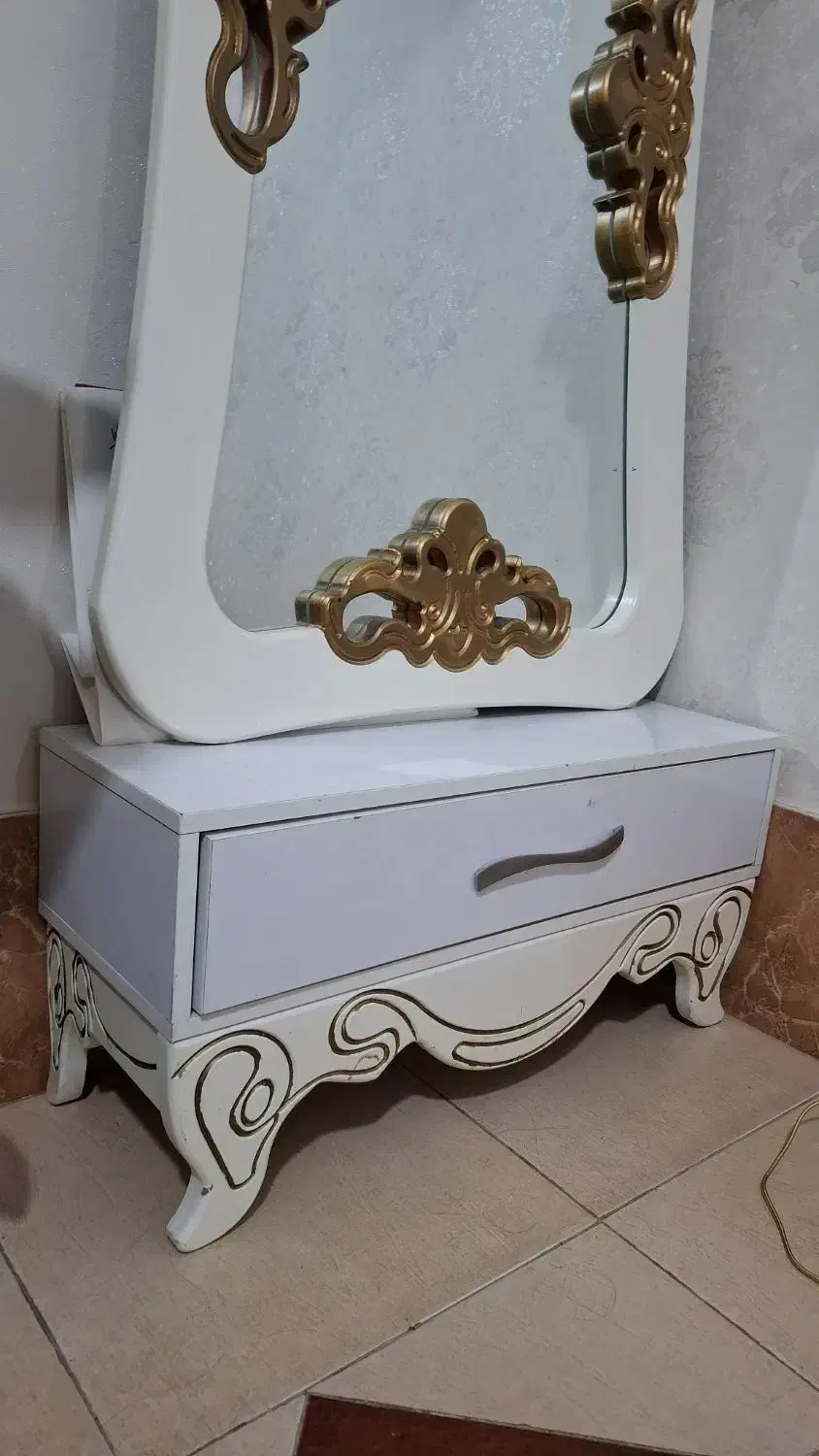 آینه قدی و کنسول|بوفه، ویترین، کنسول|بروجرد, |دیوار