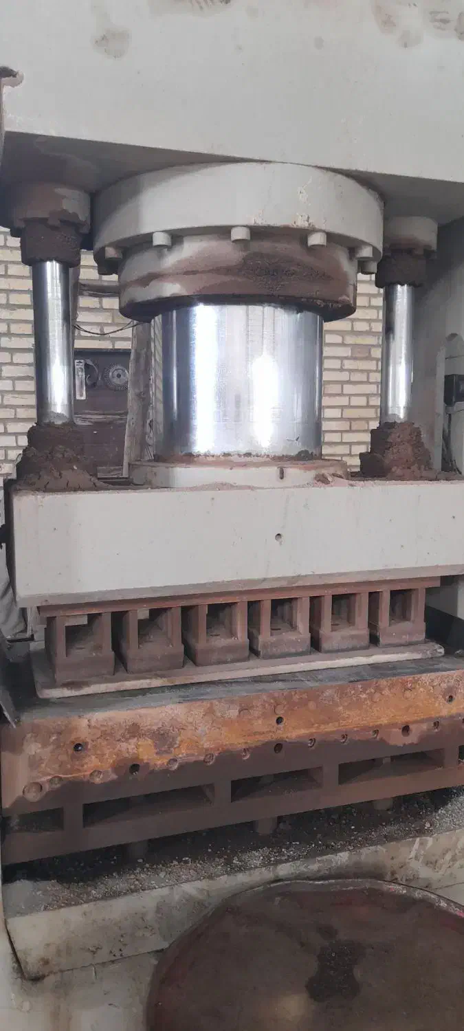 قالب آجر سه گل|مصالح و تجهیزات ساختمان|کهریزک, |دیوار