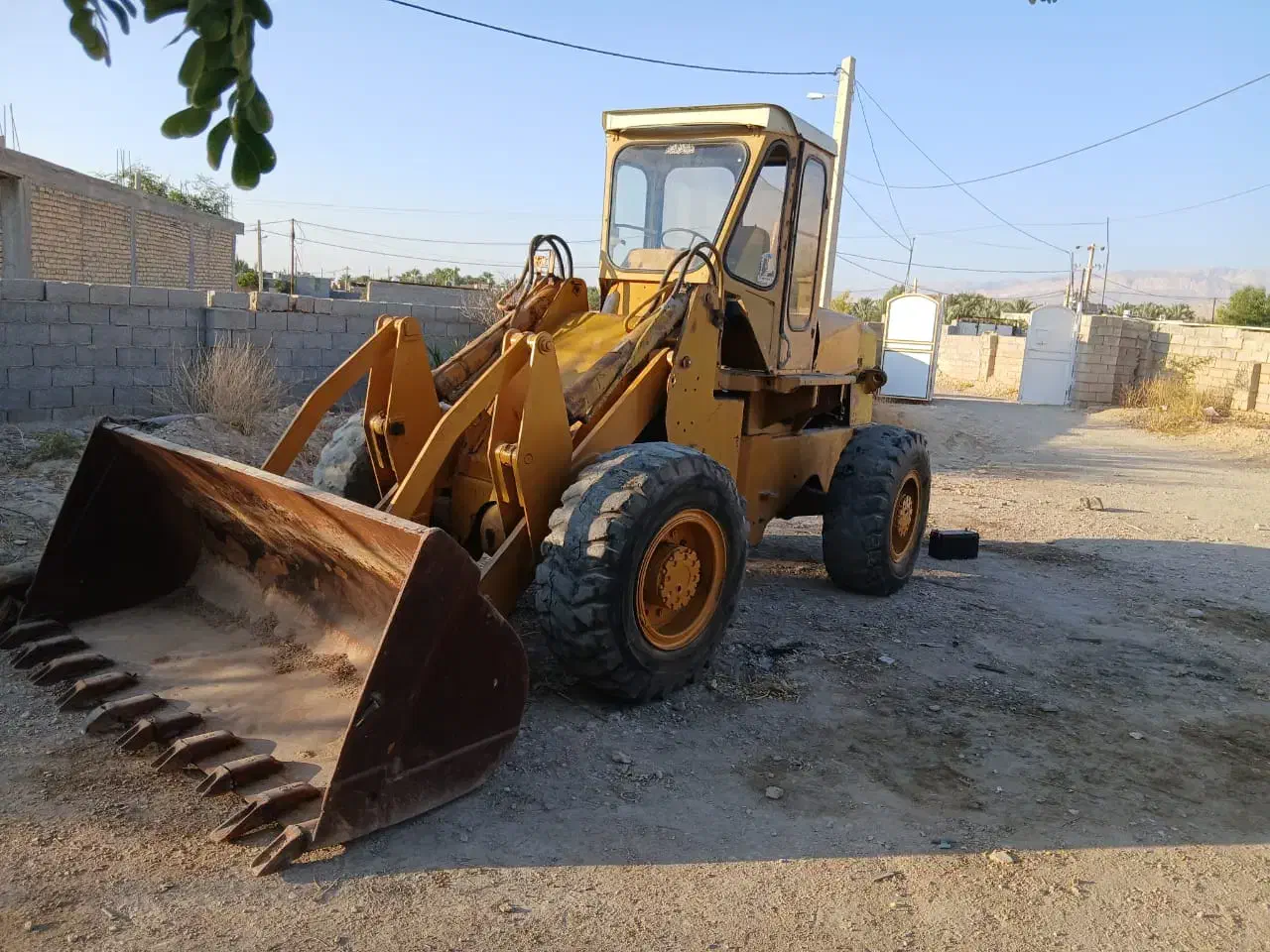 لودر فیات ۶۰۵|خودرو سنگین|هشتگرد, تهران دشت|دیوار