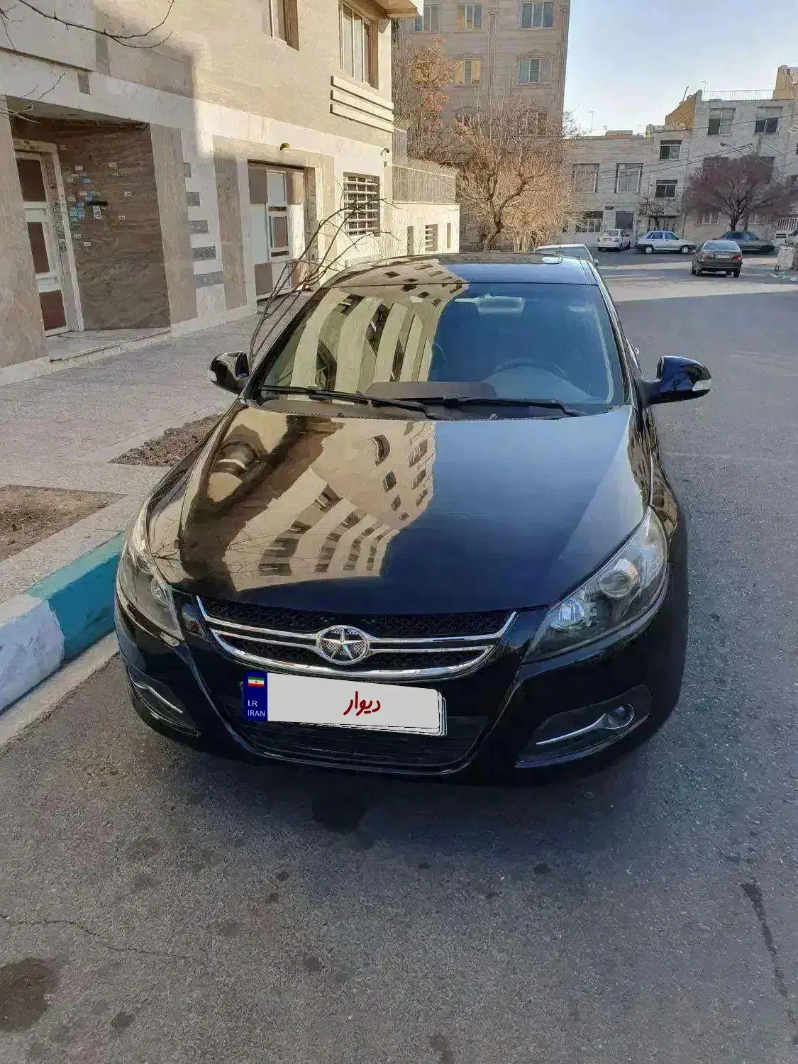 جک j5 اتوماتیک مدل ۹۳|خودرو سواری و وانت|تهران, چوب تراش|دیوار