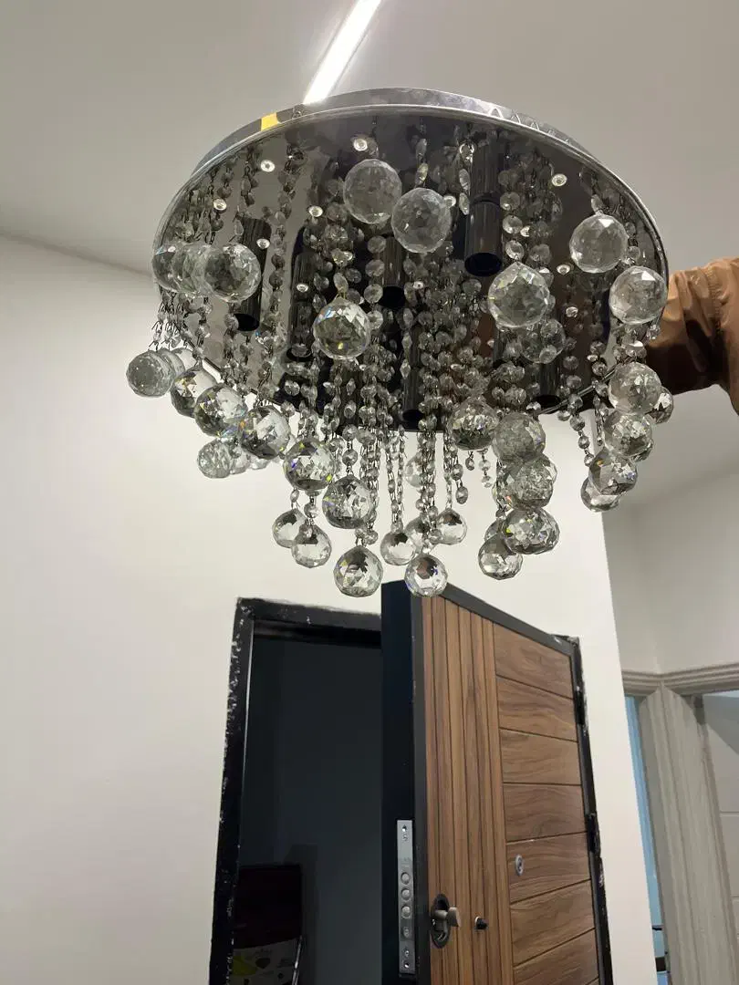 لوستر|لوستر و چراغ آویز|مشهد, مقدم|دیوار