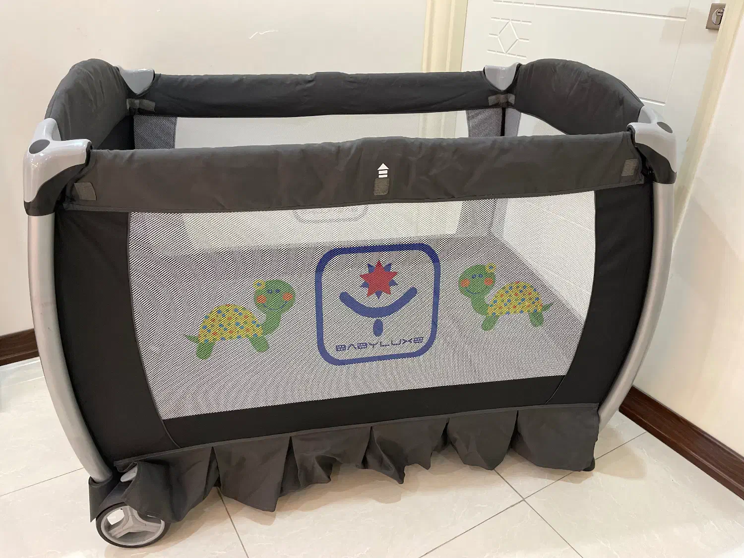 تخت پارک کودک|تخت و صندلی بچه|اهواز, کوروش|دیوار