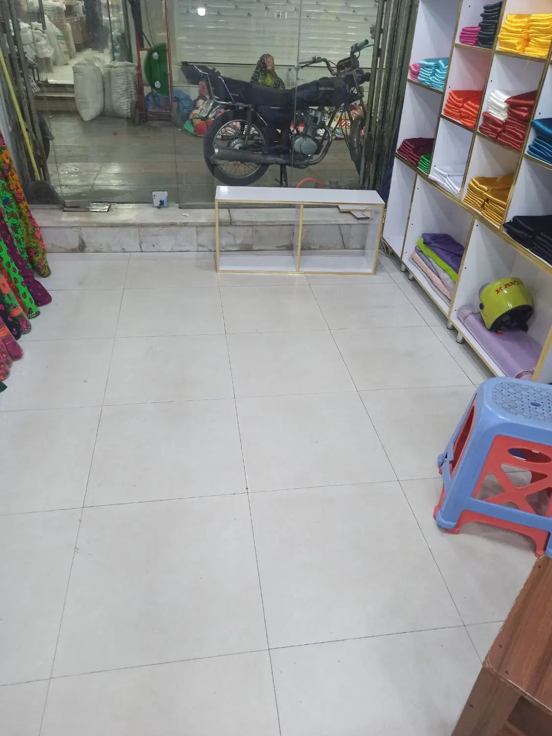 اجاره مغازه|اجارهٔ مغازه و غرفه|بندرعباس, |دیوار