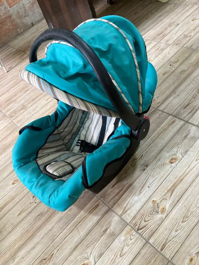 کریر نوزاد|کالسکه و لوازم جانبی|شهرضا, |دیوار