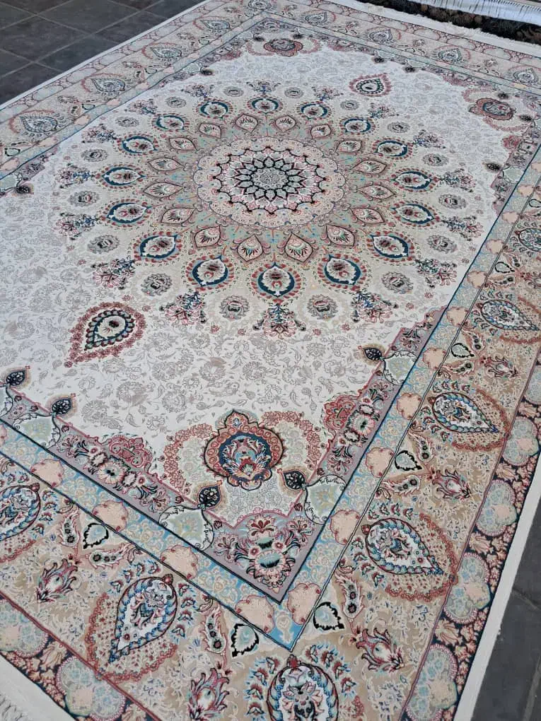 جفت 9 متر ی 1000 شانه|فرش|ورامین, خیر آباد|دیوار