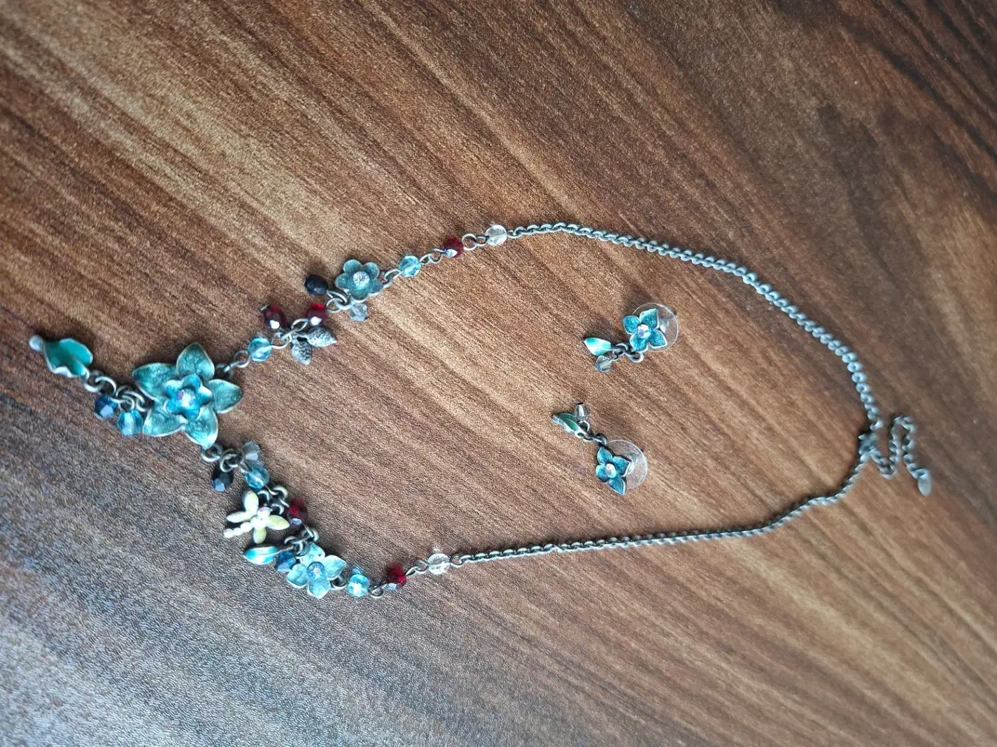 بدلیجات|بدلیجات|شیراز, حومه شیراز|دیوار