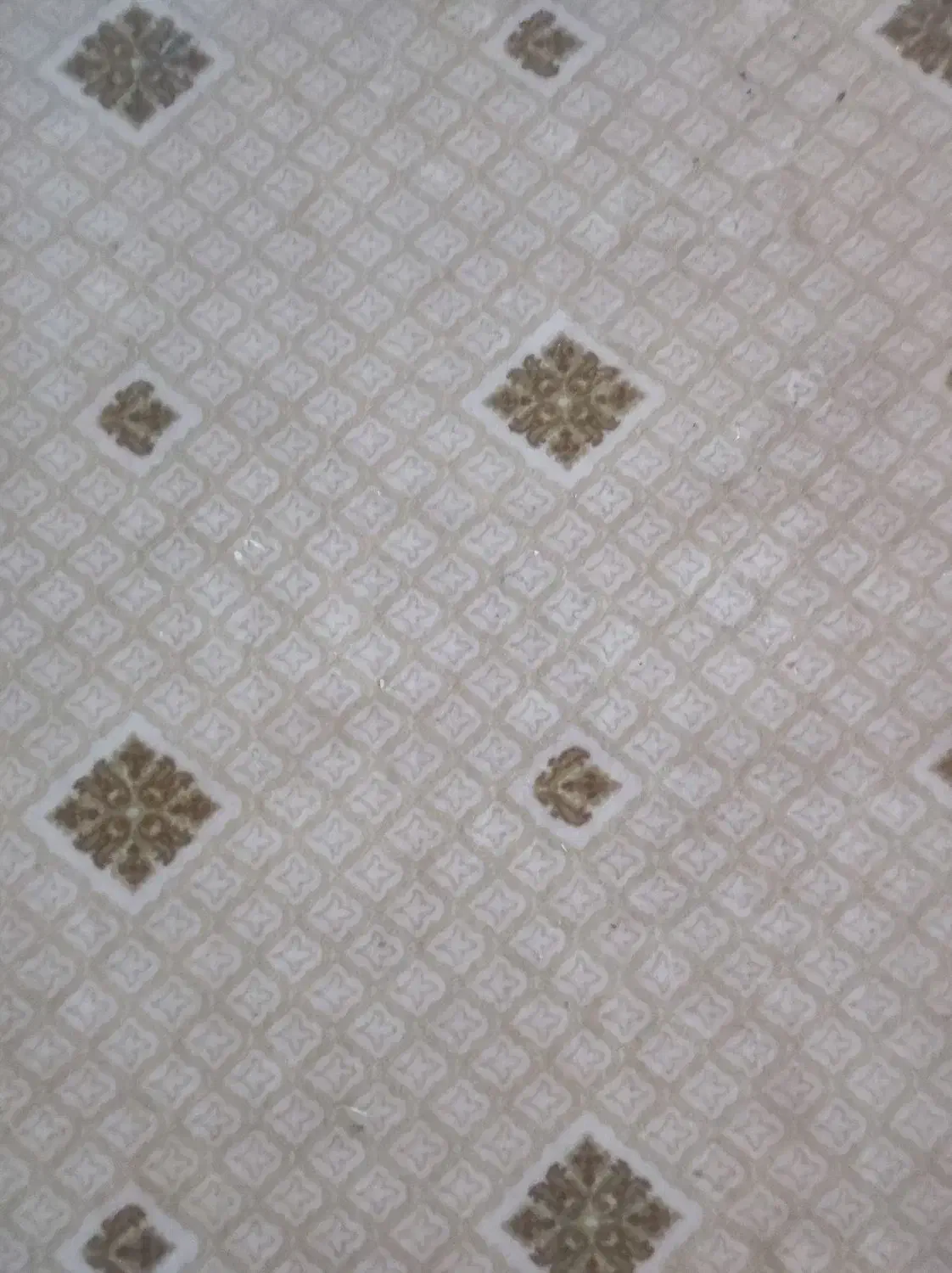 تخت فرفوژه ،روشویی با شیر اهرمی میز کامپیوتروموکت|تخت و سرویس خواب|بروجرد, |دیوار