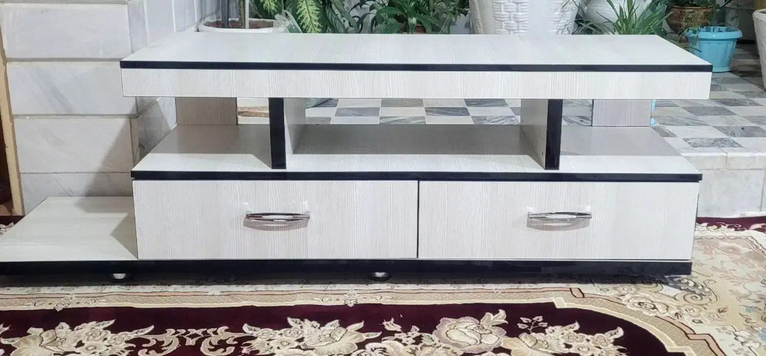 دو عدد میز تلوزیون|میز تلویزیون|دورود, |دیوار