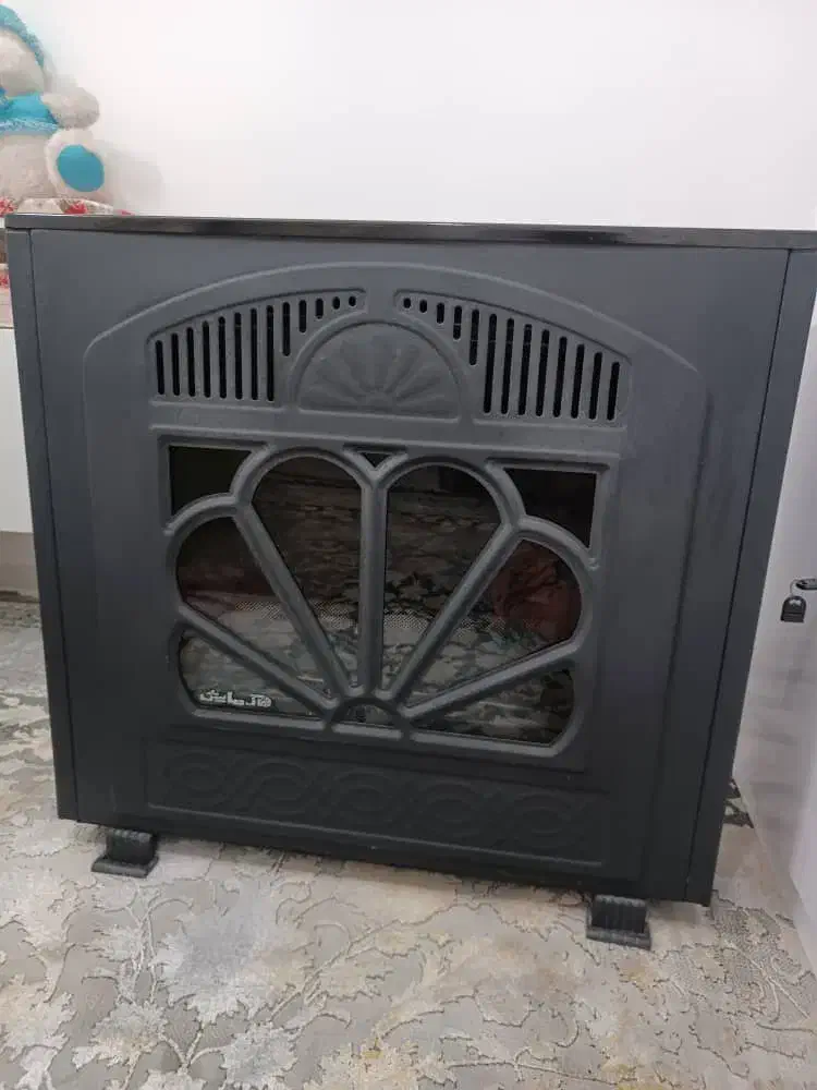 بخاری گازی ۶۵۰۰آزمایش در حد نو|بخاری، هیتر، شومینه|گرمسار, |دیوار