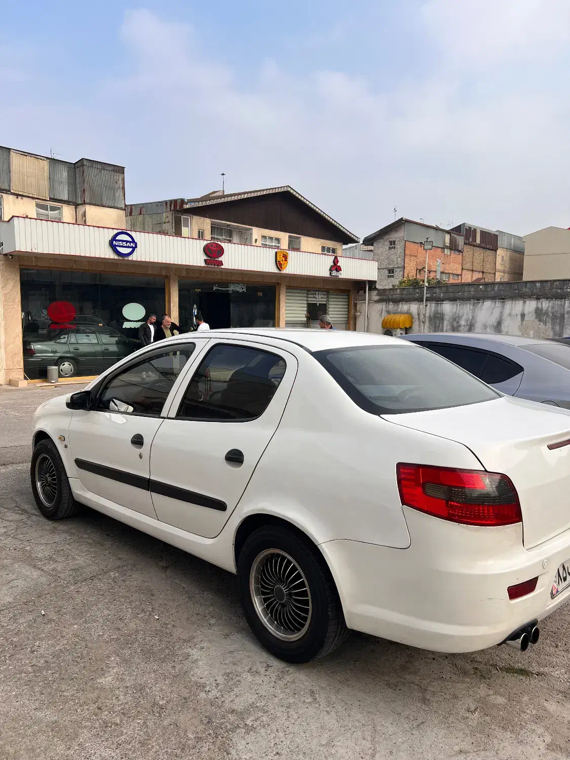 رانا ۹۳ بی رنگ ، لوازم کامل|خودرو سواری و وانت|رشت, فلسطین|دیوار