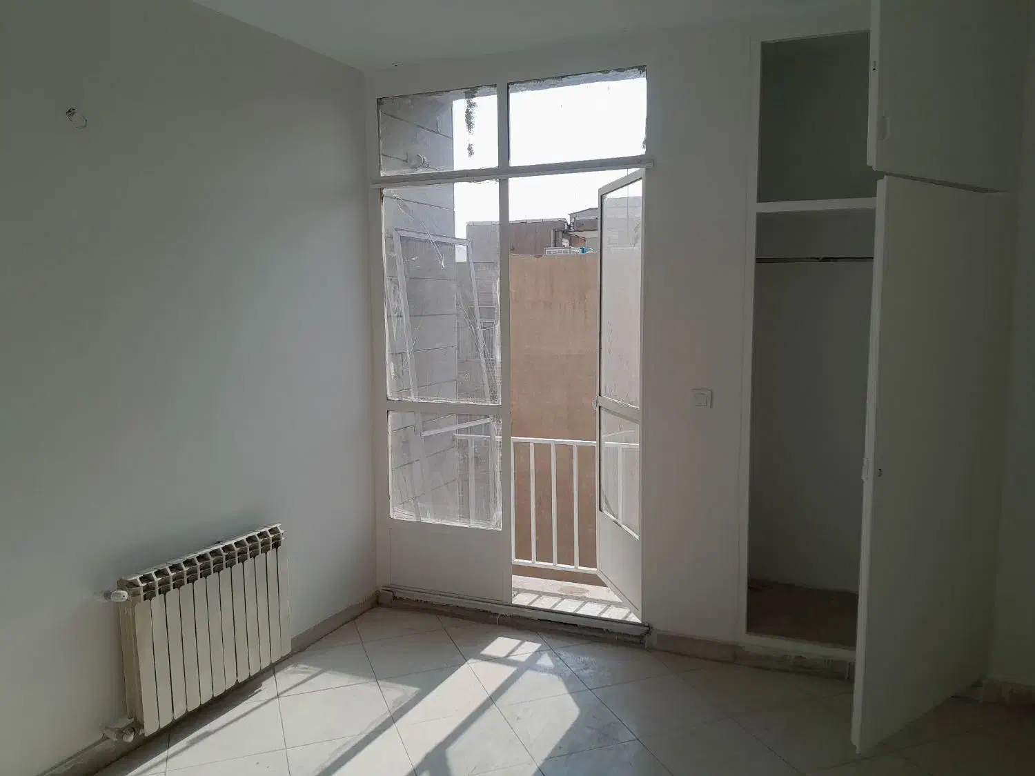 95 متر 2 خواب فول امکانات  اباذر