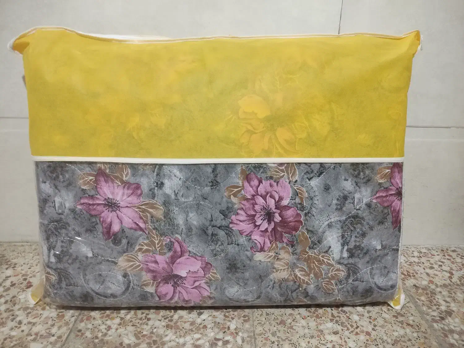 تشک لایکو|تشک تختخواب|رشت, کوی فکوری|دیوار