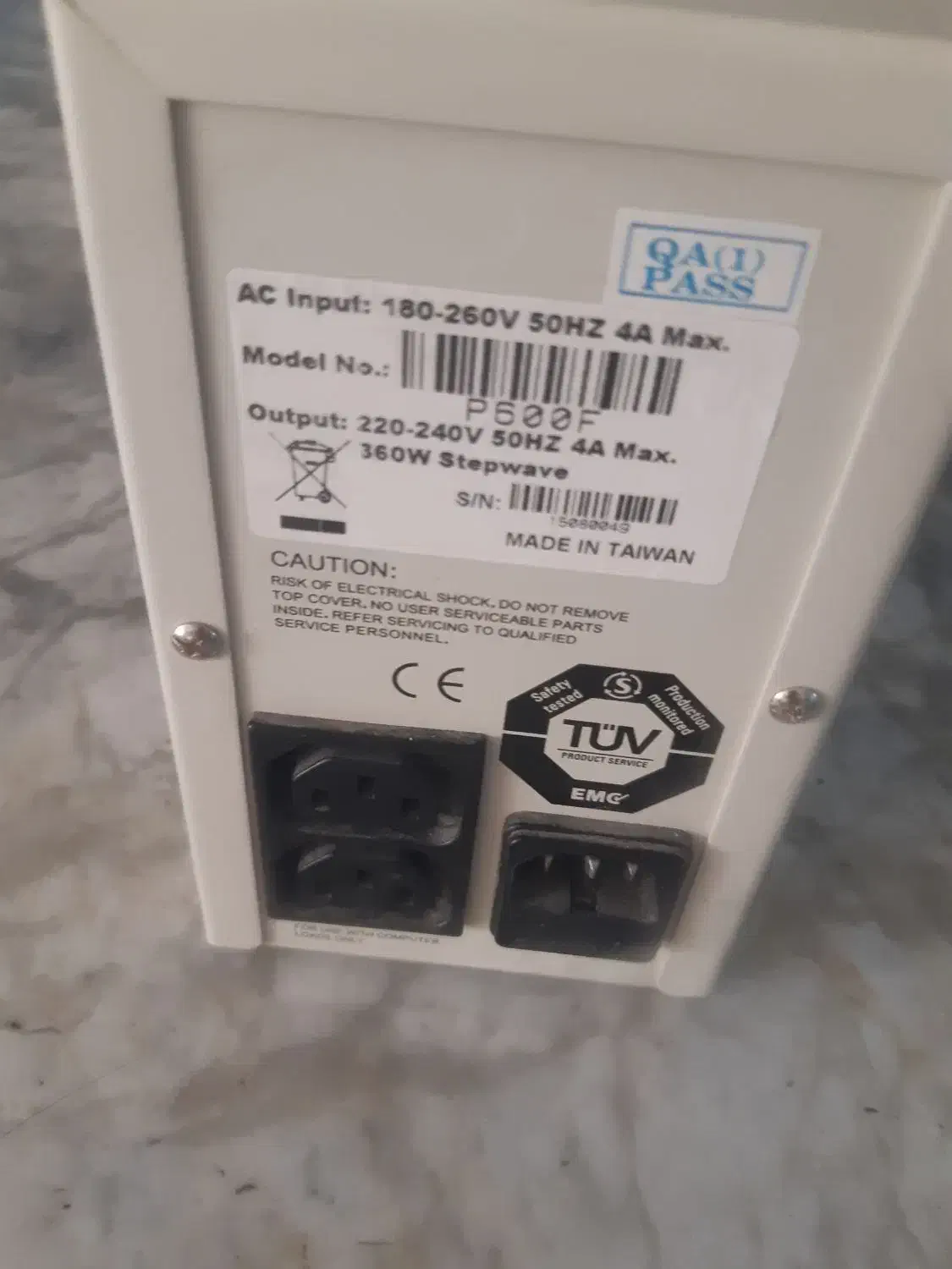 UPS محافظ حرفه ای کامپیوتر|قطعات و لوازم جانبی رایانه|هشتگرد, هشتگرد قدیم|دیوار