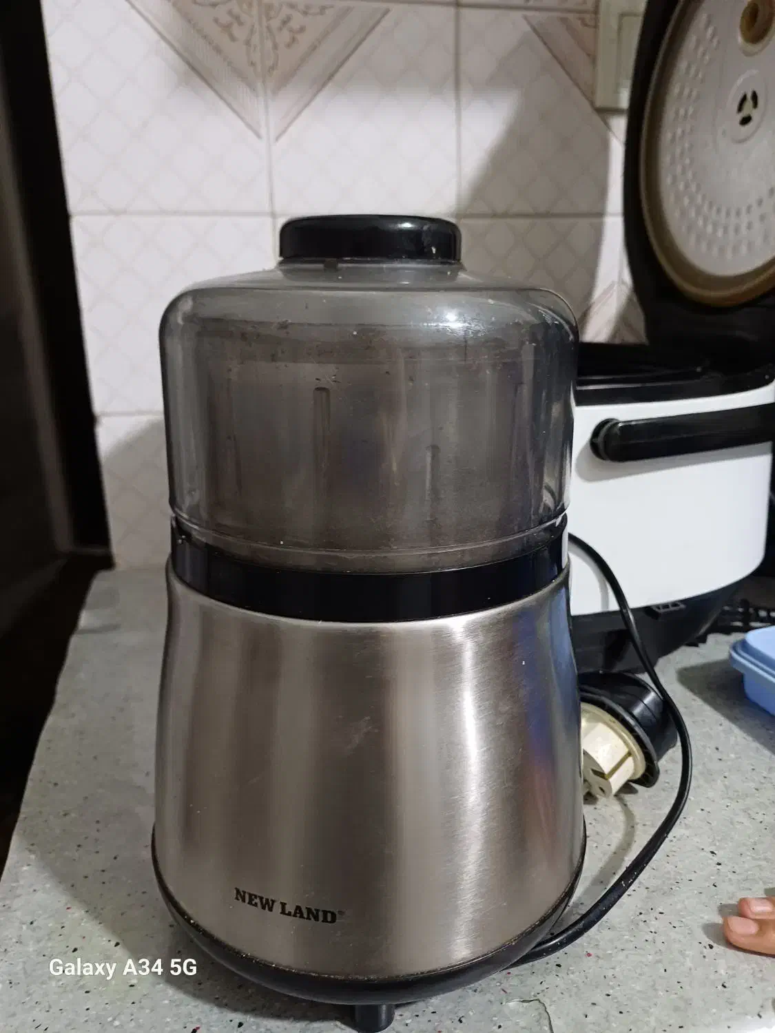 آسیاب|خردکن، آسیاب، غذاساز|یزد, |دیوار