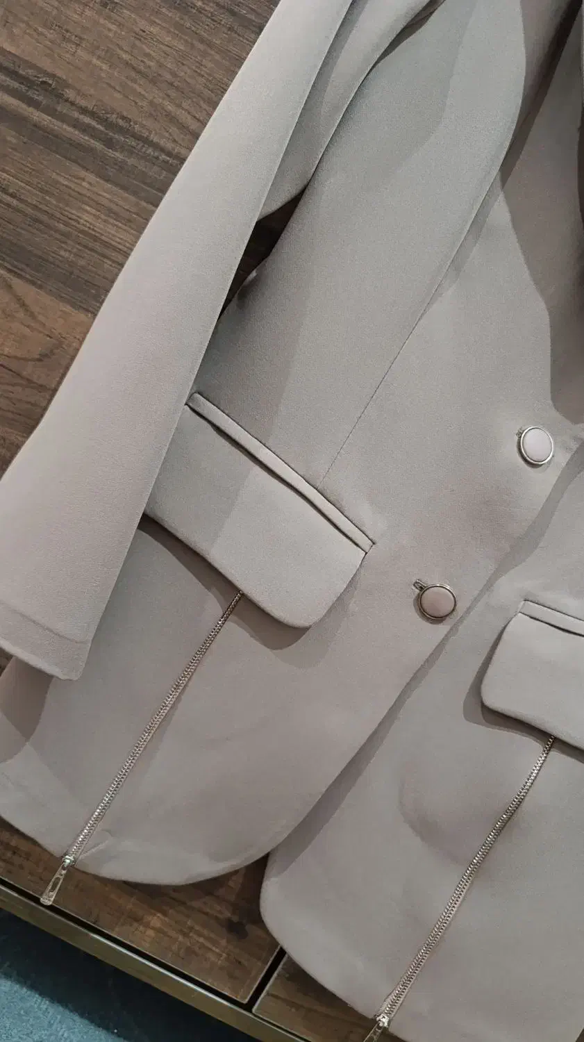 تک کت مجلسی|لباس|نقده, |دیوار