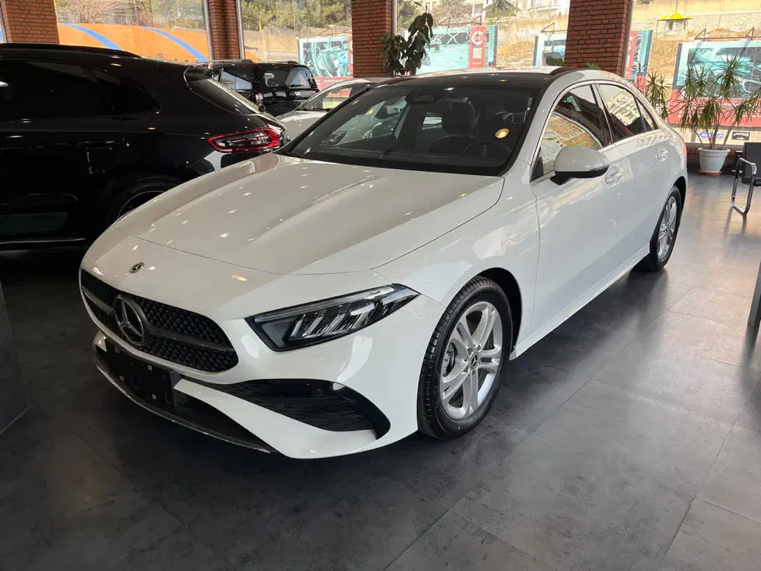 بنز A180|خودرو سواری و وانت|تهران, آجودانیه|دیوار