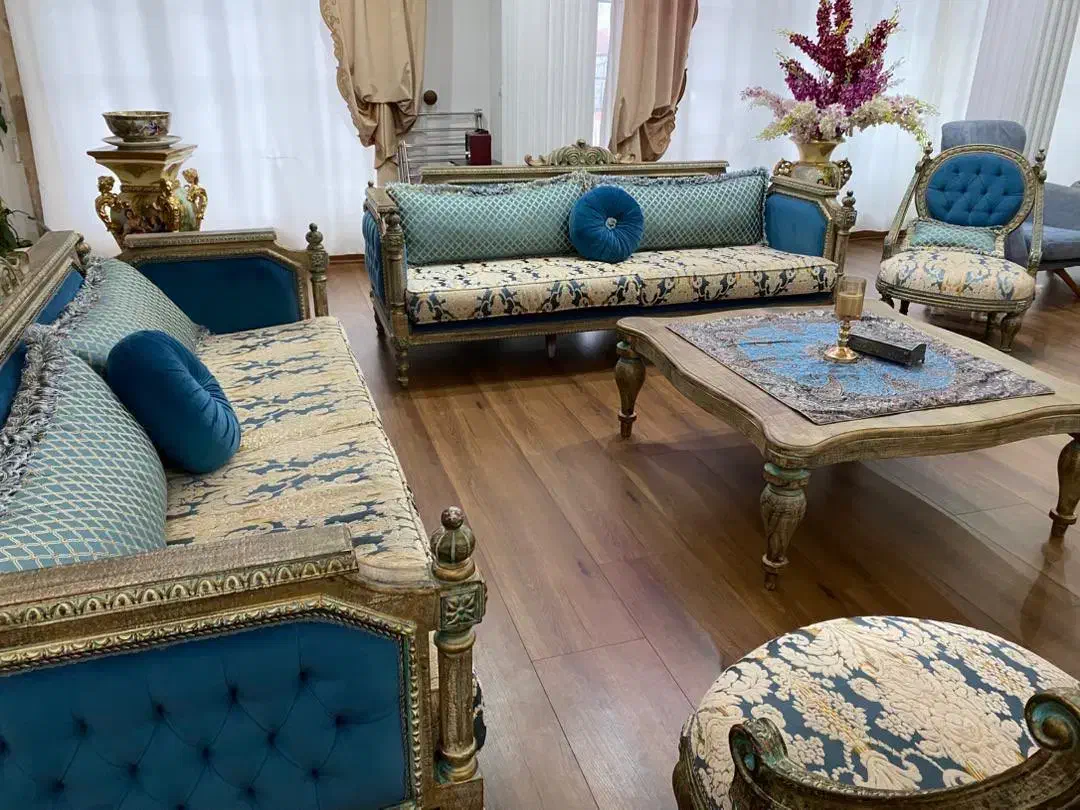 مبل کلاسیک فرانسوی همراه با غذاخوری|مبلمان خانگی و میز عسلی|لاهیجان, گلستان|دیوار