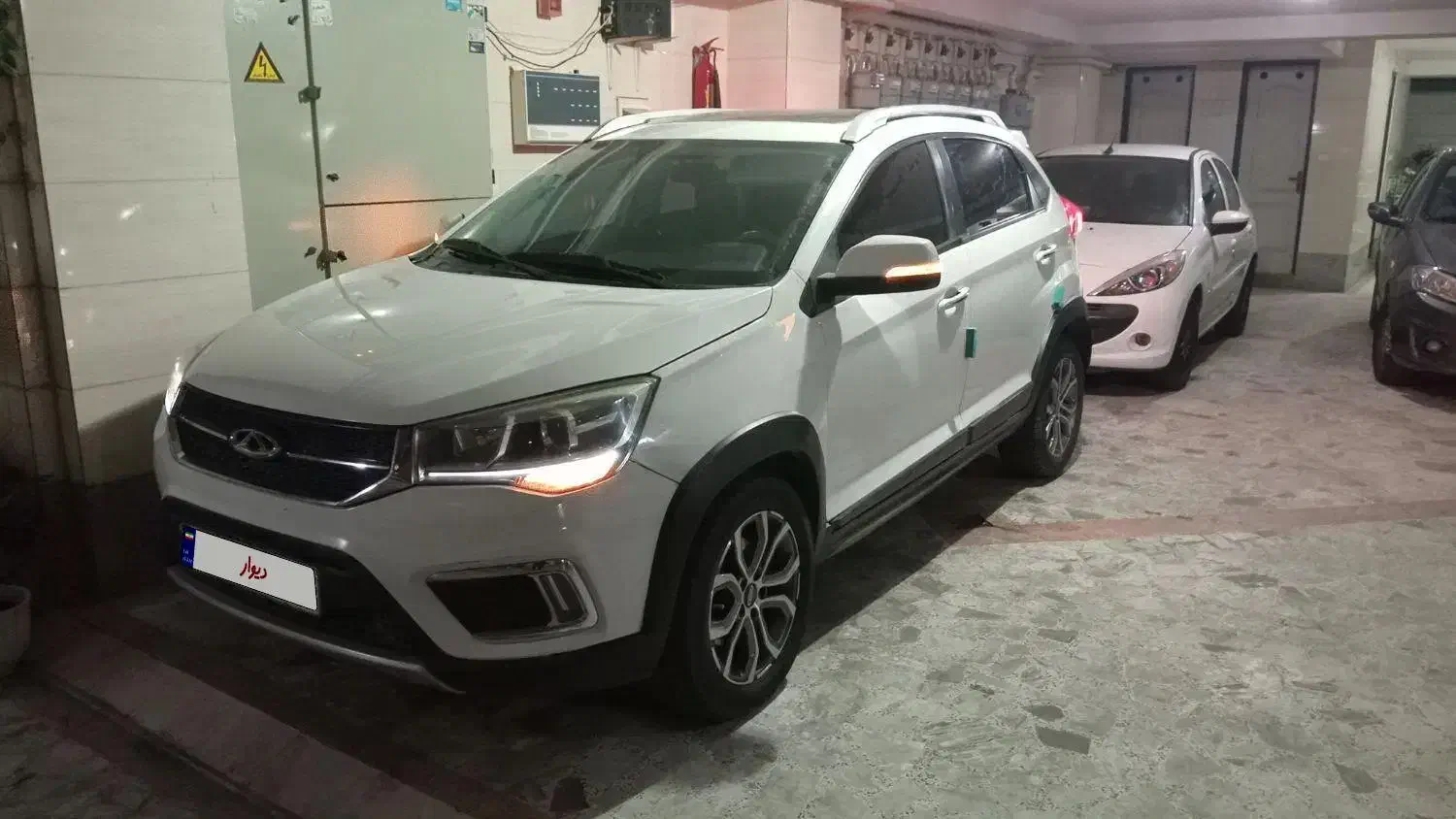 ام وی ام x22 اتومات بی رنگ معاوضه|خودرو سواری و وانت|رشت, علی آباد|دیوار