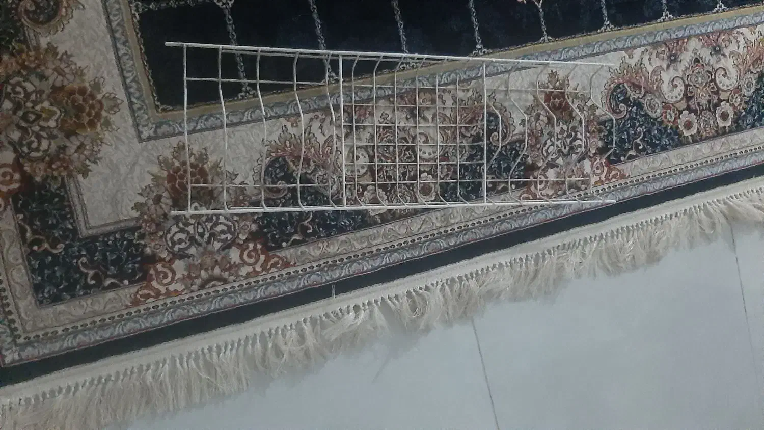 یک عدد آبچکان سینگ|آبچکان و نظمدهنده ظروف|شفت, |دیوار