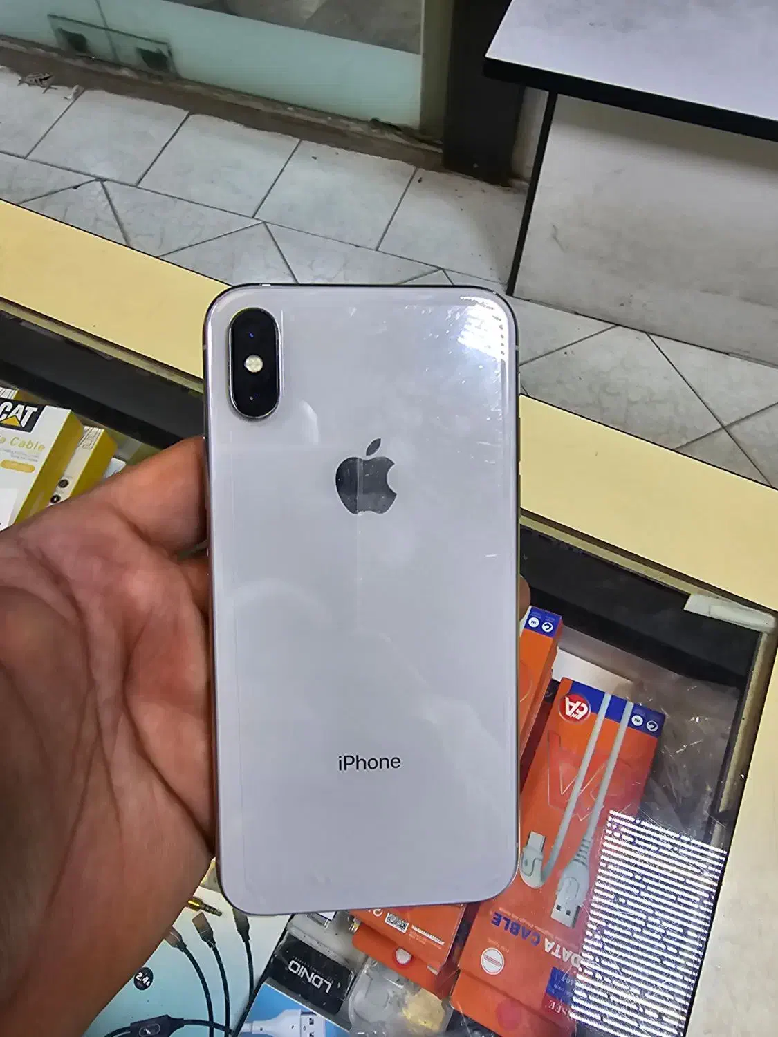 آیفن ایکس ،،حافظه ۶۴ باتری ۸۱|موبایل|تویسرکان, |دیوار