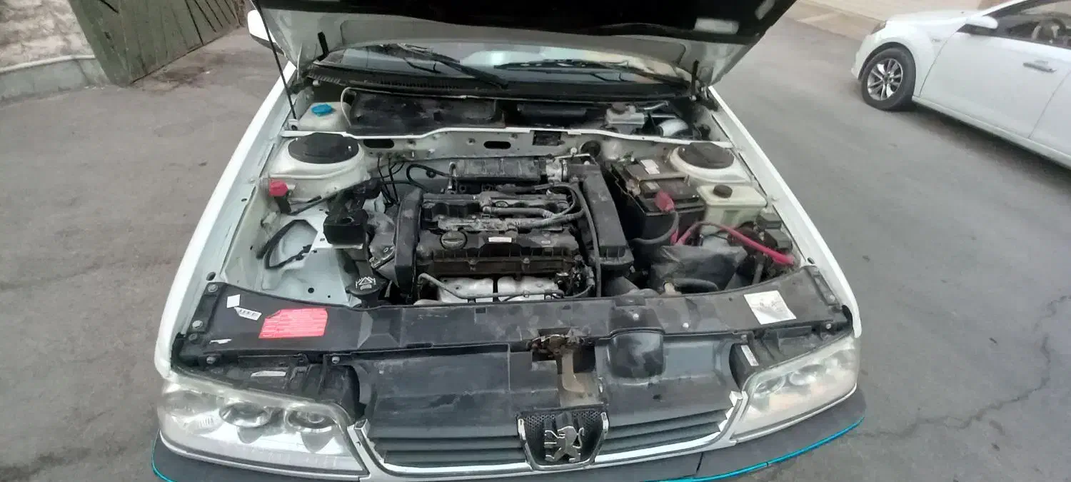 پژوslx بدون رنگ وضربه دریچه سیمی|خودرو سواری و وانت|اصفهان, باغ دریاچه|دیوار