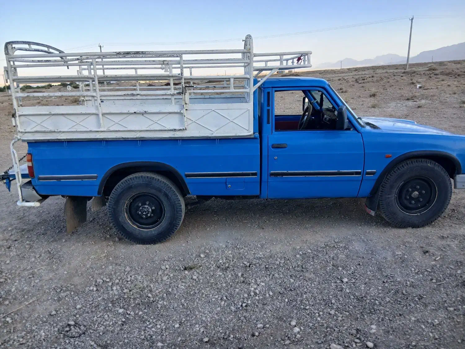 نیسان خانگی مدل ۹۸دوگانه فابریک|خودرو سواری و وانت|شهرضا, |دیوار