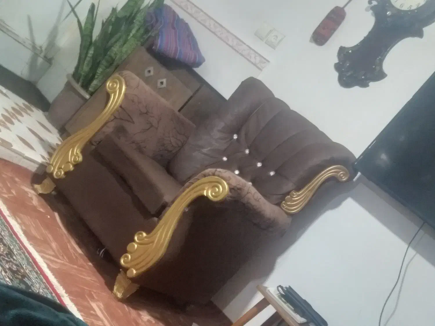 مبل هفت نفره|مبلمان خانگی و میز عسلی|تالش, هشتپر|دیوار