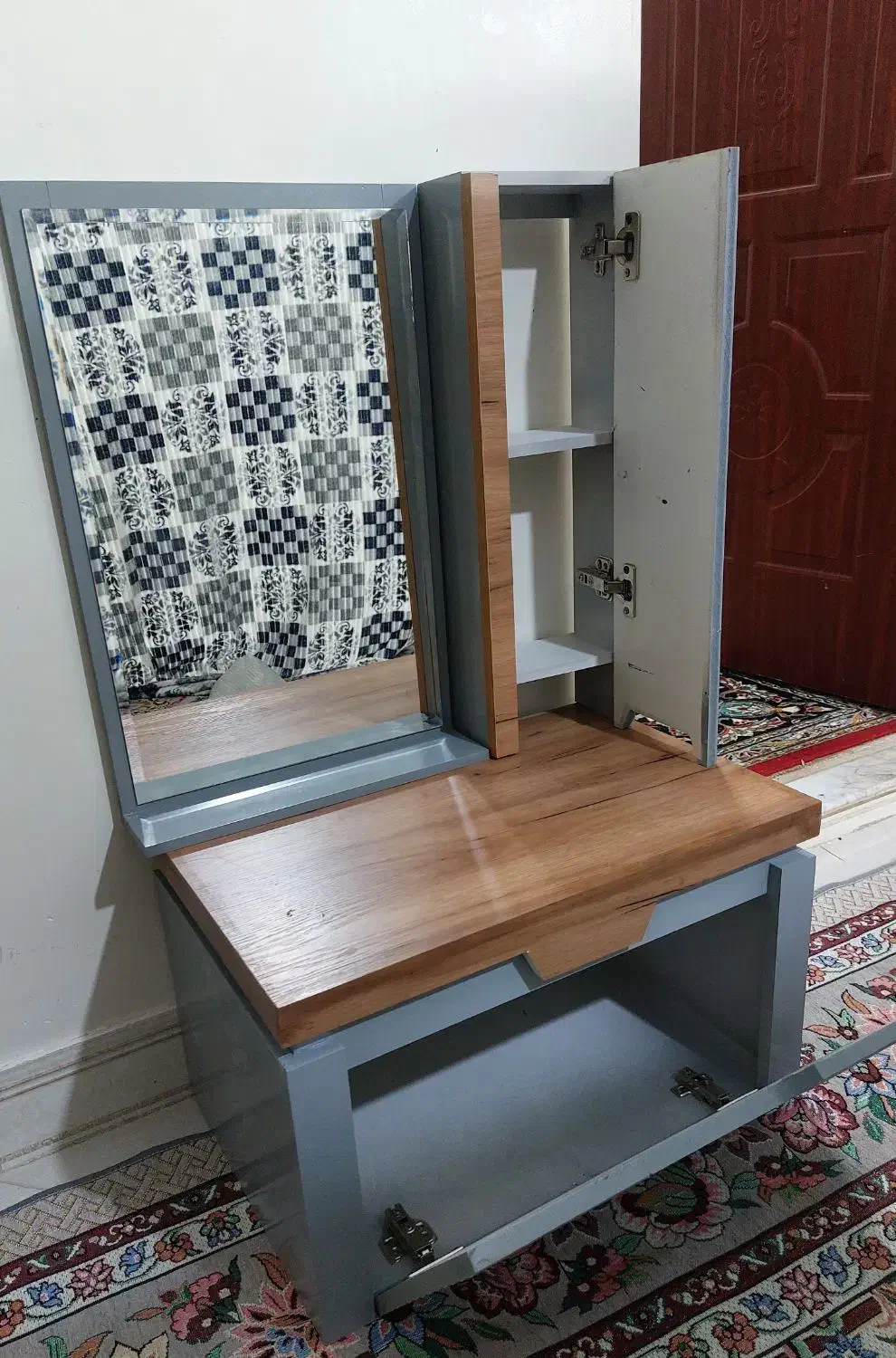 روشویی دستشویی کاملا نو و زیبا|لوازم سرویس بهداشتی|سمنان, |دیوار