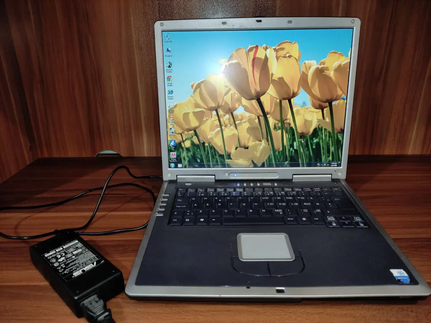 لپ تاپ|رایانه همراه|تهران, نیروی هوایی (پیروزی)|دیوار