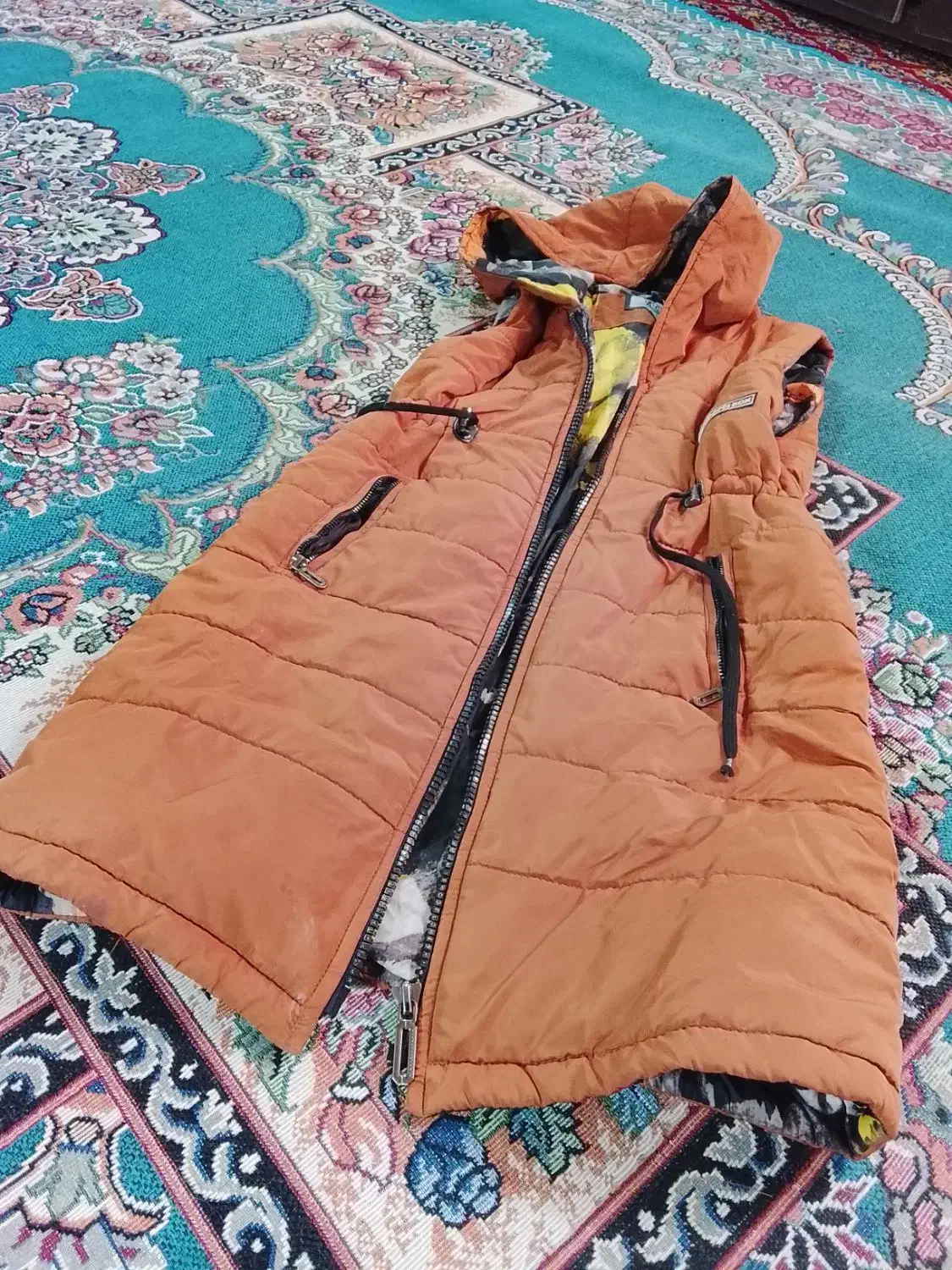 پالتو وپافر|لباس|زابل, |دیوار