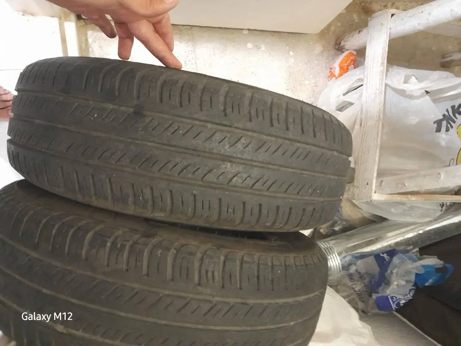 لاستیک سایز ۱۵|قطعات یدکی و لوازم جانبی|هشتگرد, فاز ۲ مهستان|دیوار