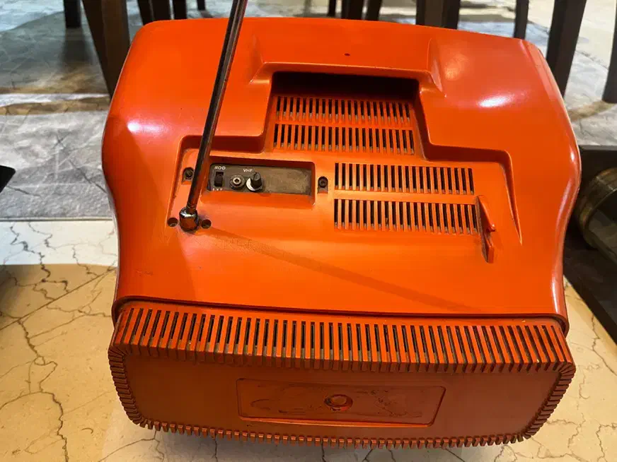 تلویزیون قدیمی توشیبا ژاپن|تلویزیون و پروژکتور|تهران, هروی|دیوار